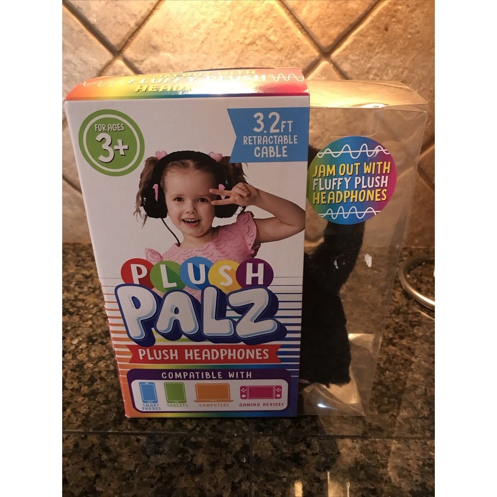 Plush Travel Palz Plush Headphones Black Cat Kids 3+ 3.2 ft Retractable Cable